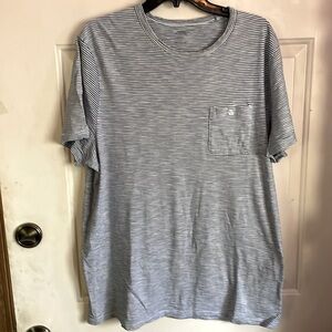 Old Navy short sleeve shirt w pocket